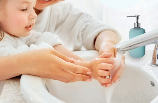 Kampaņa “Mazgā rokas tīras, lai no mikrobiem tās brīvas”.